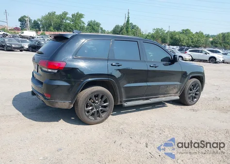 2018 Jeep Grand Cherokee Altitude 4X4 from USA, damaged, VIN 1C4RJFAG4JC105563